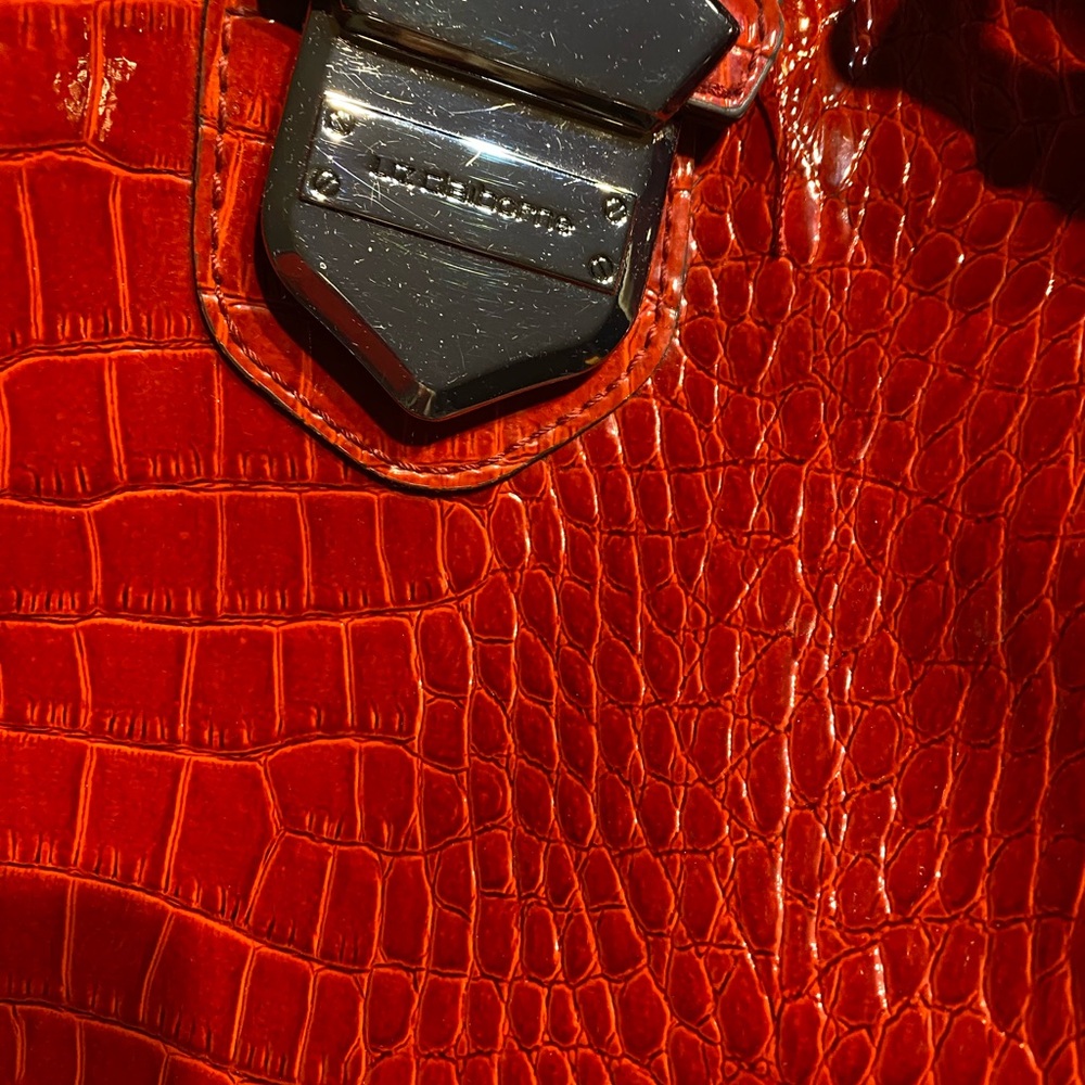 Liz Claiborne Vibrant Red Embossed Tote - Picture 4 of 9